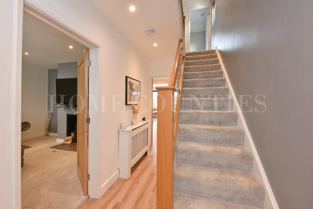 Additional image 2 of Fellowes Lane, Colney Heath, St Albans, AL4