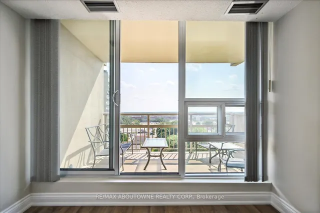 Additional image 19 of 1359 White Oaks Blvd Unit 1006