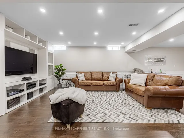 Additional image 28 of 4834 Columbus Dr