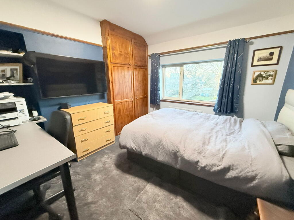 Additional image 14 of Hazeloak Road, Shirley