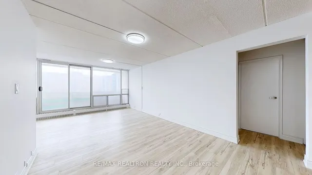 Additional image 11 of 2 Glamorgan Ave Unit 605