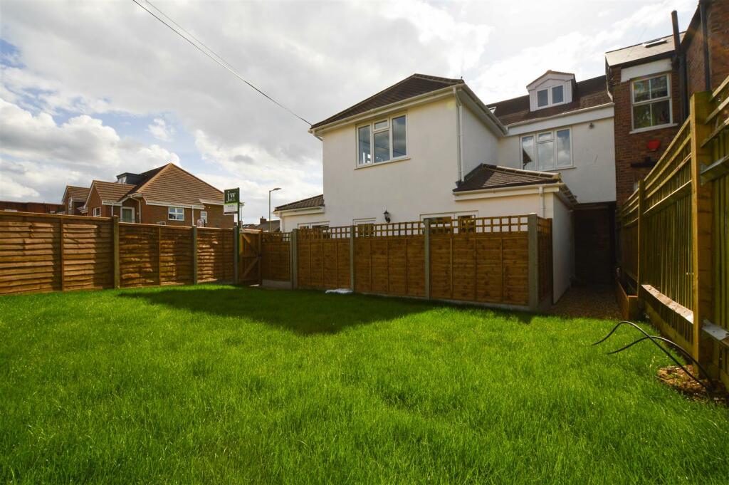 Additional image 8 of High Street, London Colney