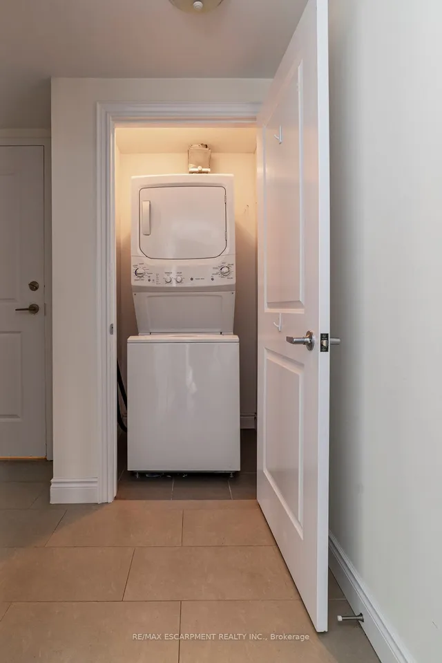 Additional image 13 of 427 Aberdeen Ave Unit 305