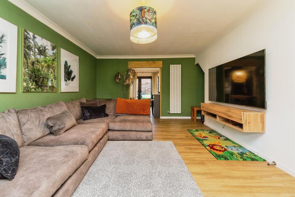 Additional image 4 of Park Meadow, Hatfield