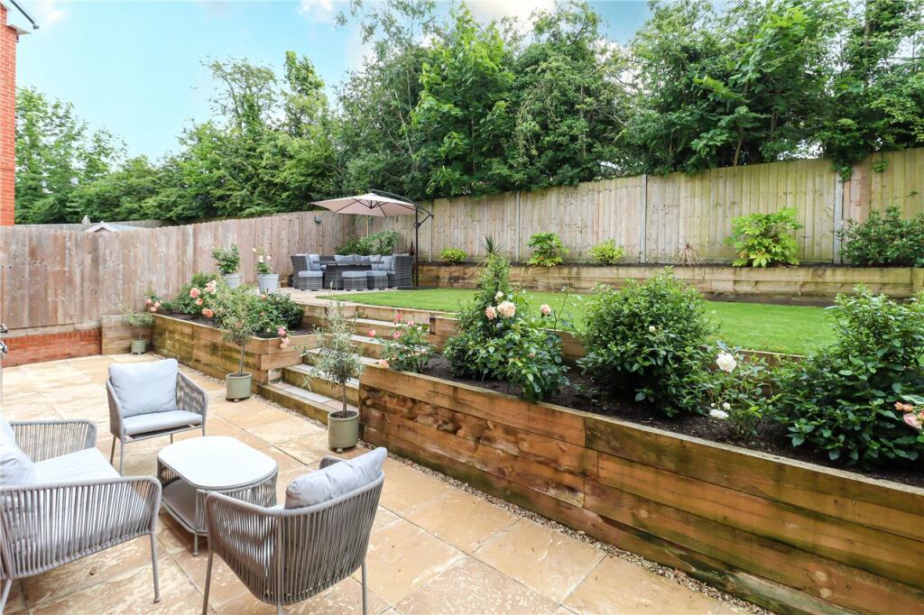 Additional image 14 of Neville Close, St. Albans, Hertfordshire, AL3