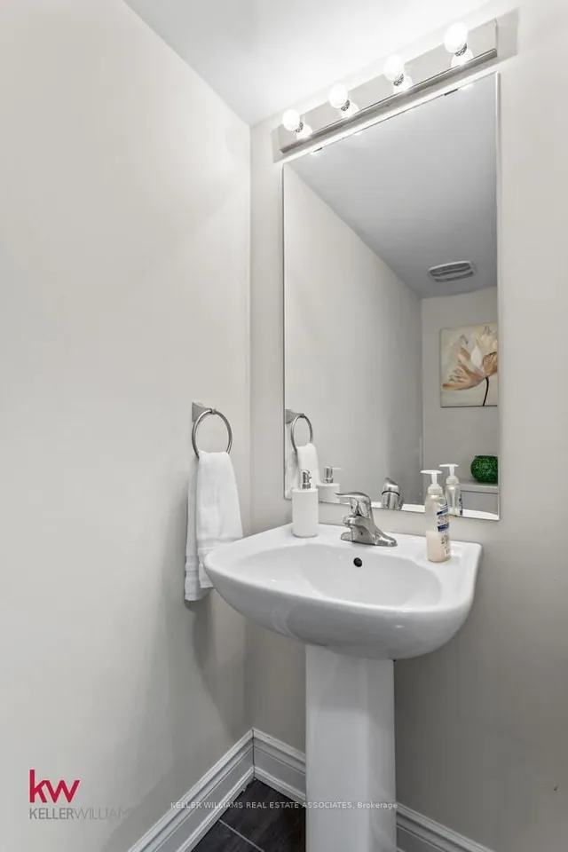 Additional image 9 of 71 Pony Farm Dr