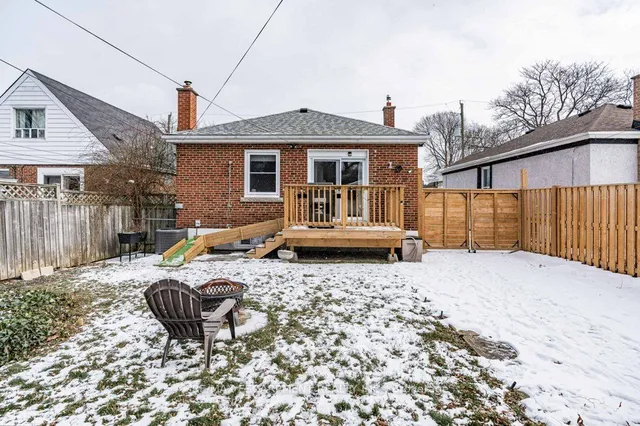 Additional image 36 of 42 Martin Rd