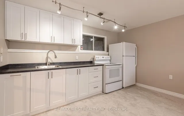 Additional image 27 of 44 Regentview Dr