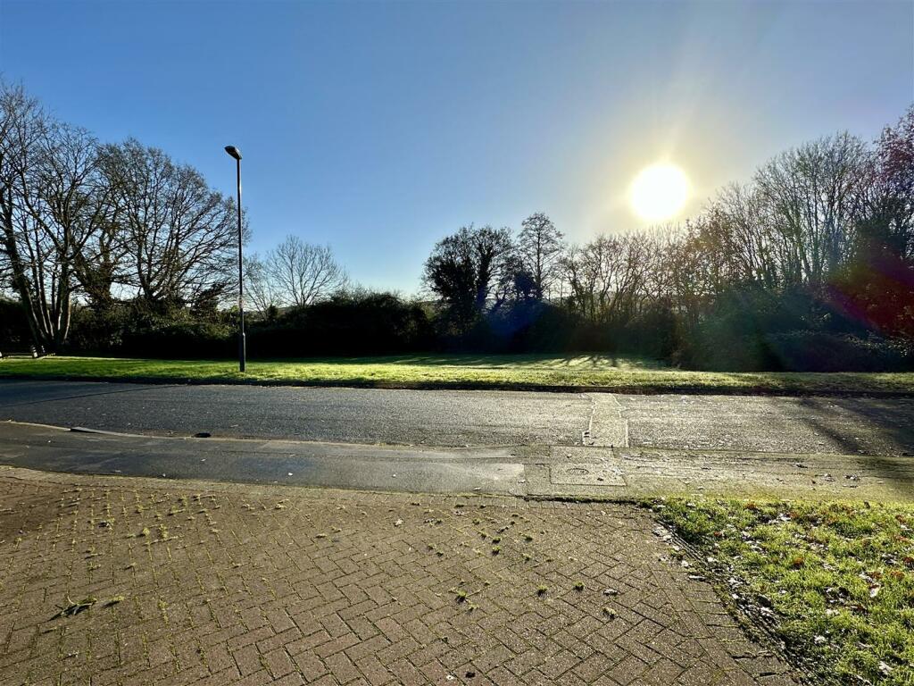 Additional image 3 of Fairwater Crescent, Alcester