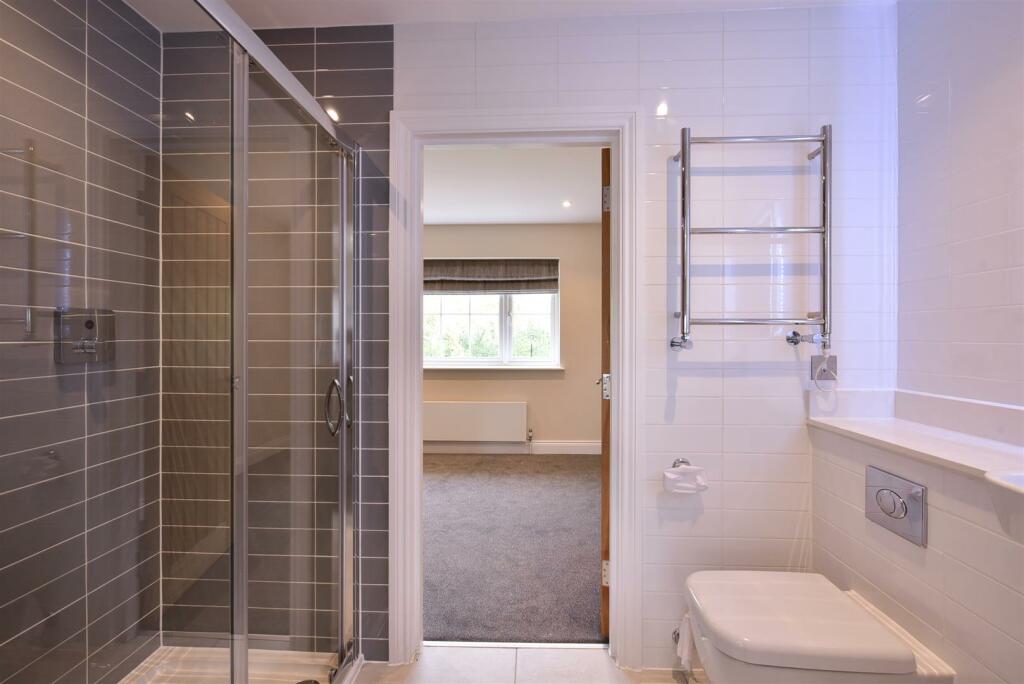 Additional image 17 of Lower Woodside, Brookmans Park, Hatfield