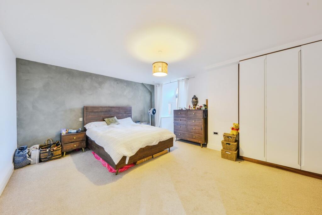 Additional image 12 of 17 Victoria Street, St. Albans, AL1