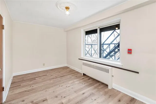 Additional image 17 of 802 King St Unit 5