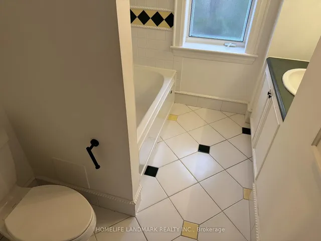 Additional image 17 of 93 Esgore Dr