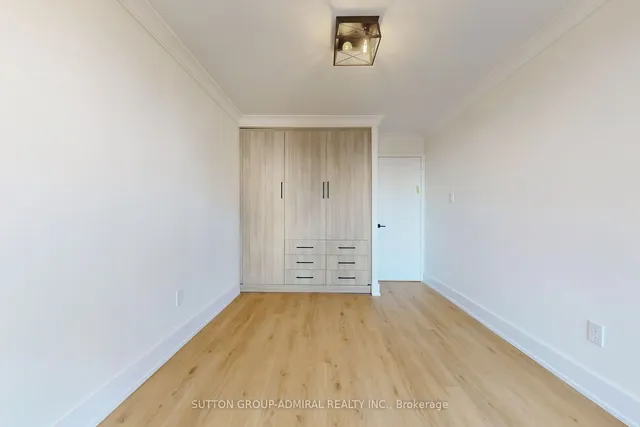 Additional image 21 of 33 Elmhurst Ave Unit 2401