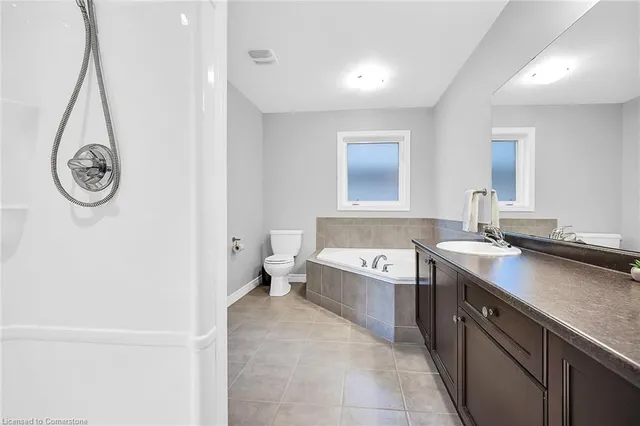 Additional image 33 of 31 Showcase Dr