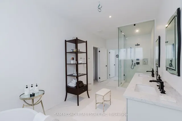 Additional image 20 of 1335 BRITTON Cres