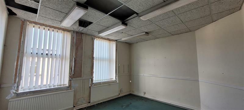 Additional image 9 of Upper Floors, 32 Manchester Road, Burnley, Lancashire, BB11 1HH