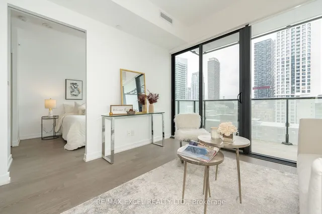 Additional image 14 of 161 Roehampton Ave Unit 1913