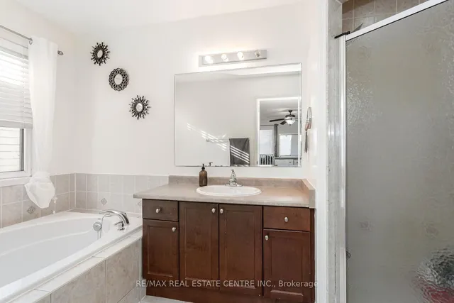 Additional image 21 of 1015 Vickerman Way