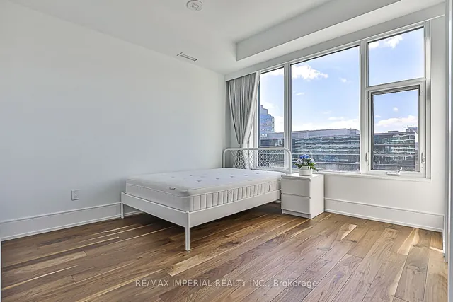 Additional image 35 of 455 Wellington St Unit 910