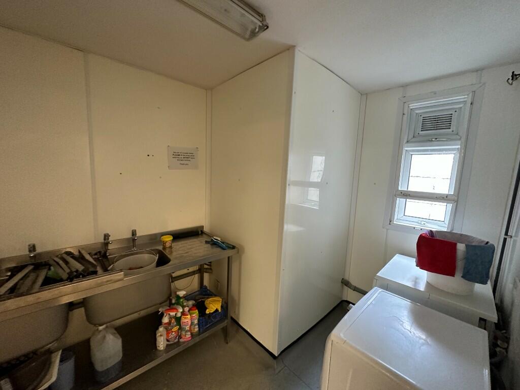 Additional image 7 of 74 Cradley Road, Cradley Heath, West Midlands, B64