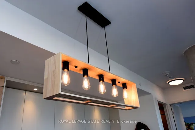 Additional image 15 of 81 Wellesley St Unit 2305