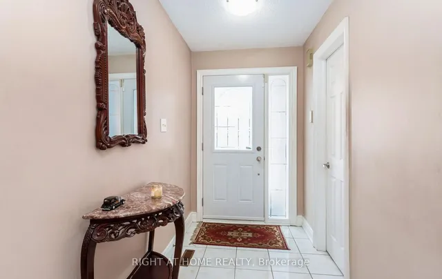 Additional image 4 of 420 Tailfeather Cres