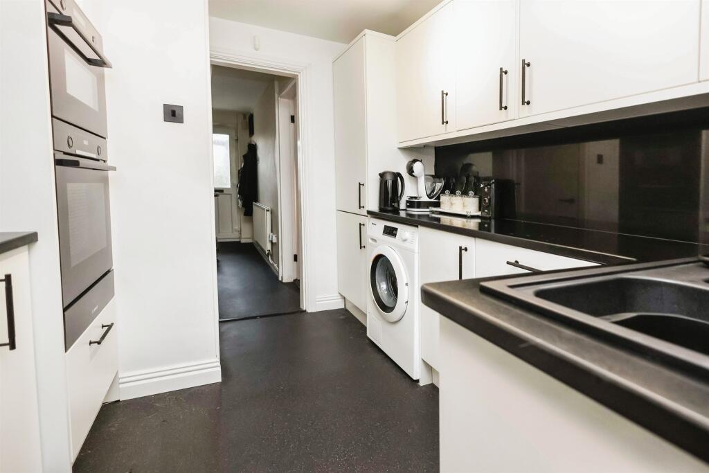 Additional image 5 of Heathy Farm Close, Bartley Green, Birmingham
