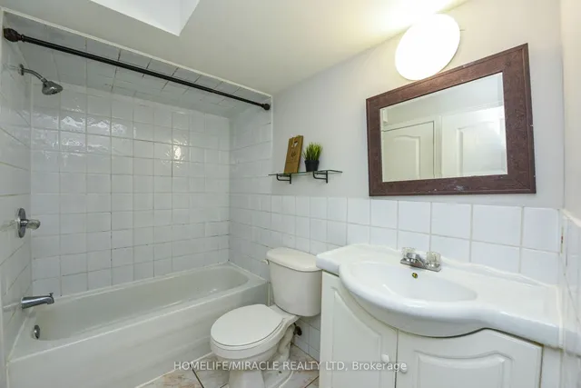 Additional image 31 of 102 Jade Cres