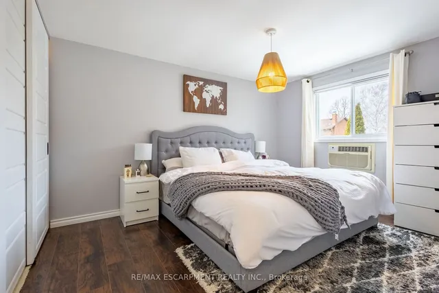 Additional image 14 of 72 Athenia Dr