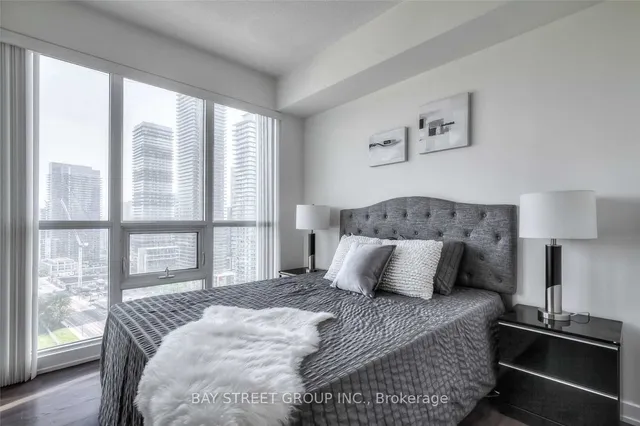 Additional image 4 of 2200 Lakeshore Blvd Unit 2607