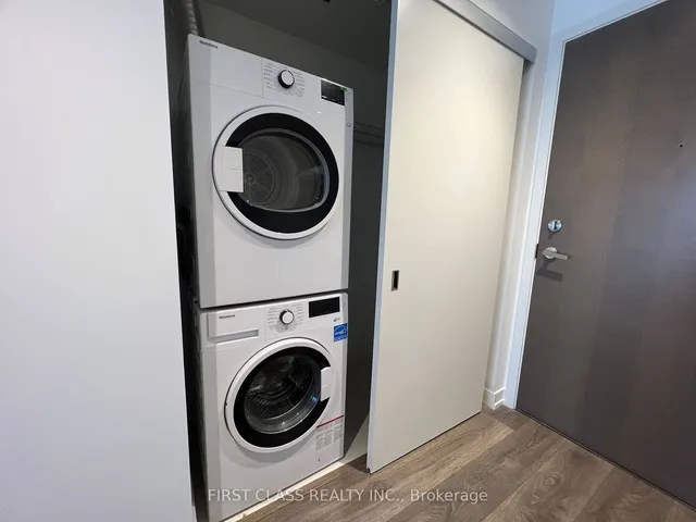 Additional image 12 of 15 Lower Jarvis St Unit 1501