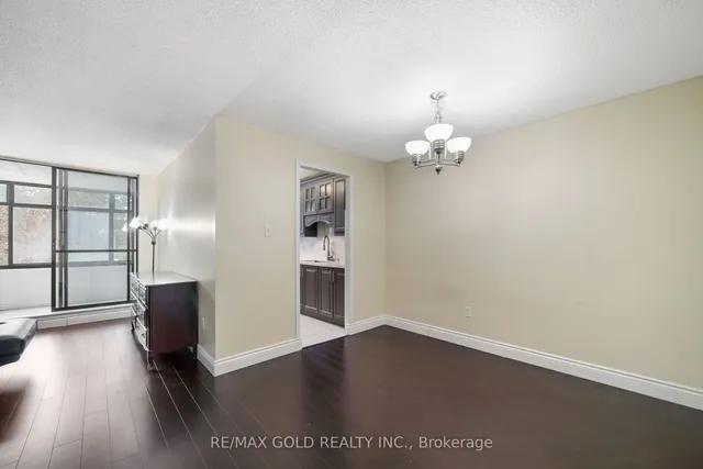 Additional image 7 of 15 Kensington Rd Unit 307