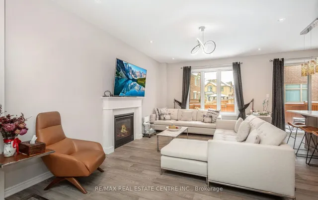 Additional image 7 of 949 logan Dr