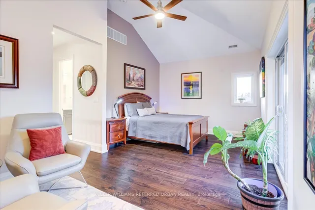 Additional image 26 of 284 Burnett Ave