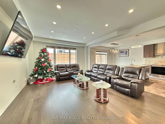 Additional image 14 of 82 Castlebay St