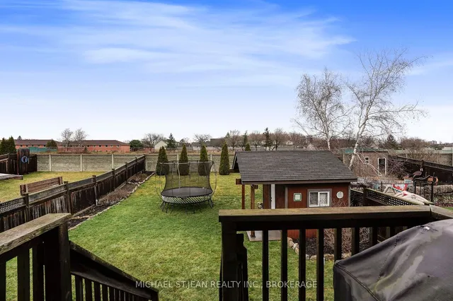 Additional image 35 of 91 Merrilee Cres