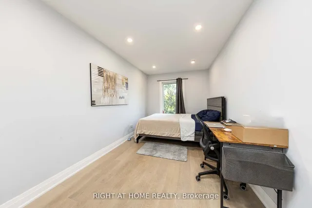 Additional image 25 of 574A Pharmacy Ave