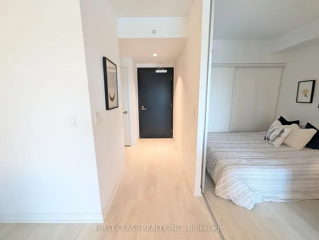 Additional image 16 of 31 Tippett Rd Unit 411