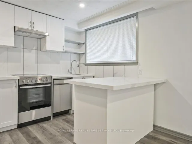 Additional image 30 of 18 Thirty Third St