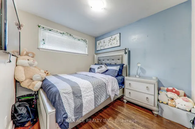 Additional image 17 of 126 Porchester Dr