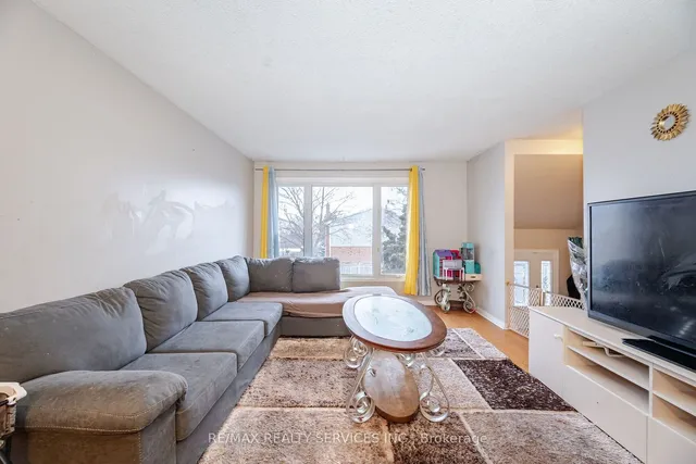Additional image 7 of 12 Courtleigh Sq