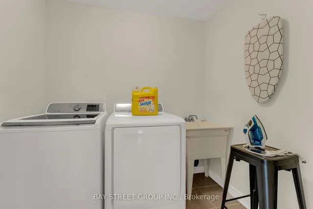 Additional image 39 of 126 Dolobram Tr