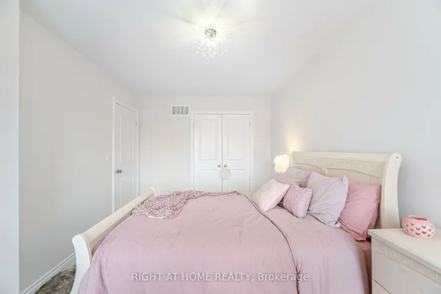 Additional image 30 of 3043 Isaac Ave