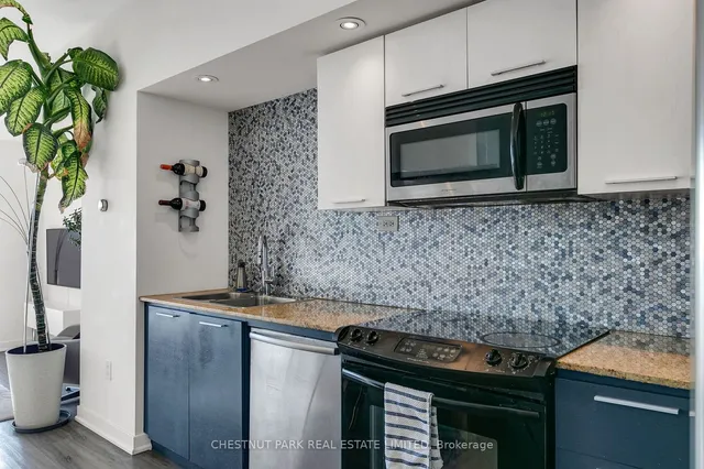 Additional image 15 of 25 Capreol Crt Unit 3010