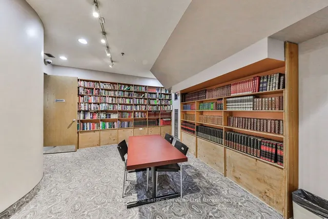 Additional image 33 of 3 Hickory Tree Rd Unit 1710