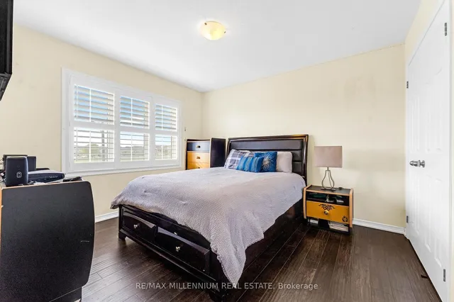 Additional image 24 of 71 Cook St