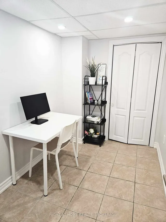 Additional image 22 of 235 SCHREYER Cres