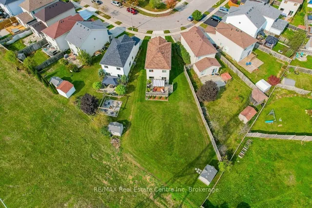 Additional image 39 of 128 Henhoeffer Cres