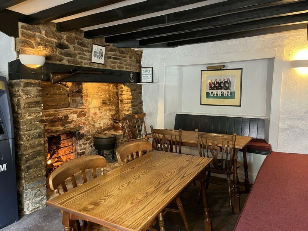 Additional image 5 of The Bird in Hand, Henstridge, Templecombe